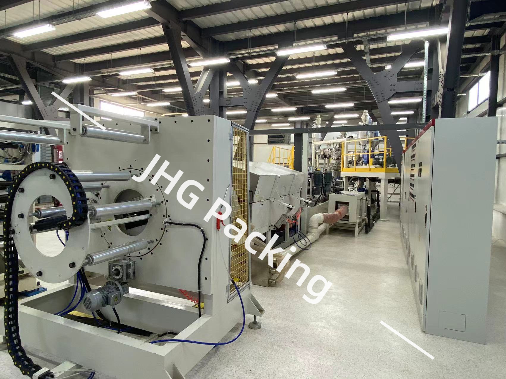 Dây chuyền ép đùn vỏ xúc xích bằng nhựa ép đùn nhiều lớp 3-5 lớp có thể tùy chỉnh